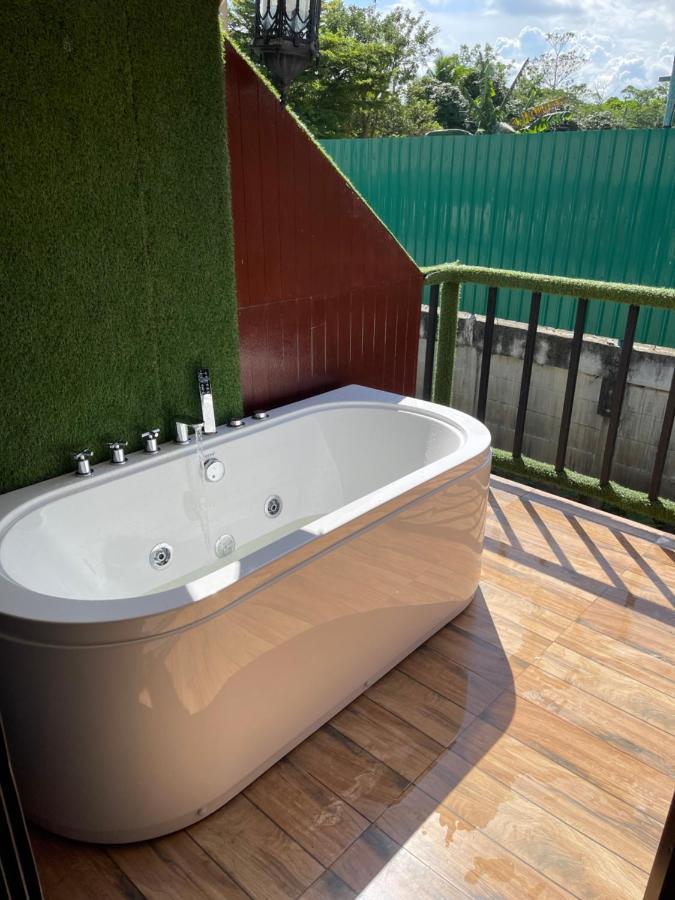 Noree Jacuzzi House Ban Phan Sadet Nai Extérieur photo